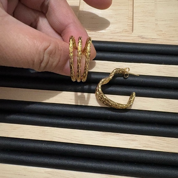 Heart Hoop Earrings - Picture 3 of 4